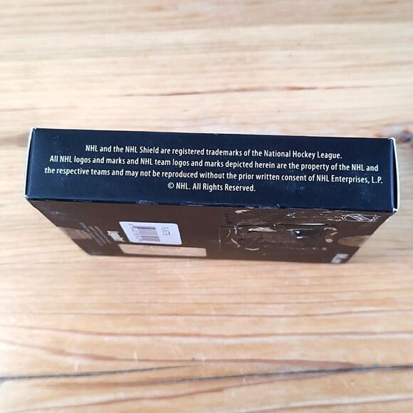 New In Box NHL Team Logo Jewelry Calgary Flames One Size Enamel Bracelet - Picture 4 of 7